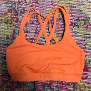 Lululemon sports bra